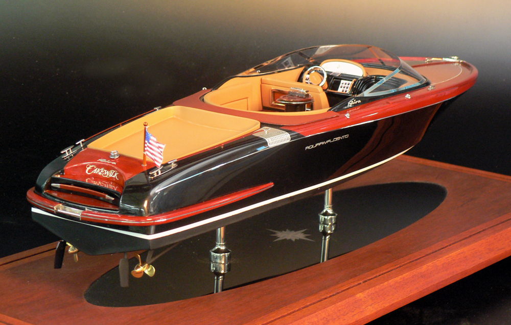 Motor Boats - Riva - Riva Aquariva 2000 ship model - Abordage