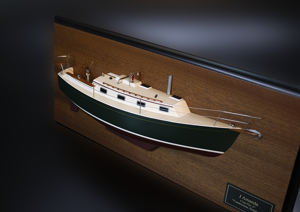 Com-Pac 27 half model with deck details