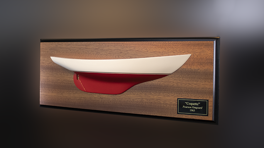 Pearson Vanguard 32 flush deck half hull