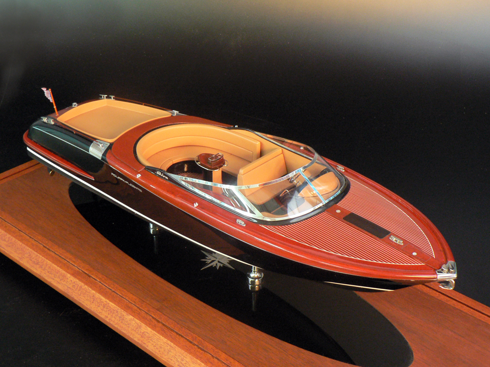 Motor Boats - Riva - Riva Aquariva 2000 ship model - Abordage