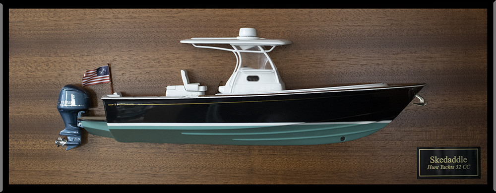 Hunt CC 32 custom half model with deck details