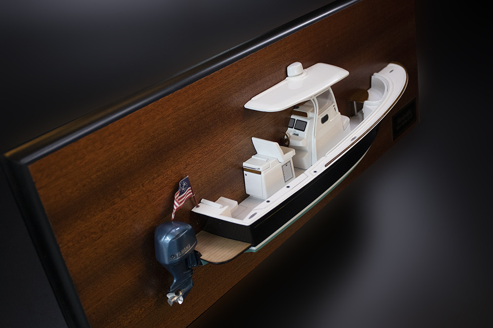 Hunt CC 32 custom half model with deck details