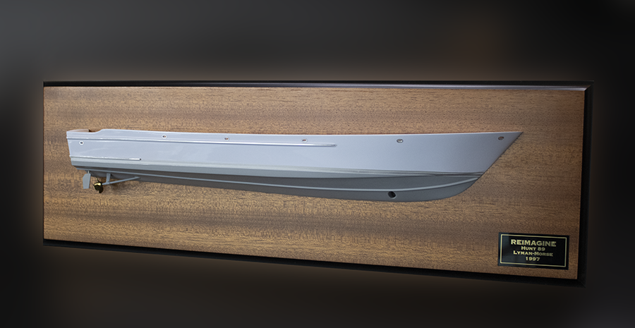 Hunt 89 flush deck custom half hull