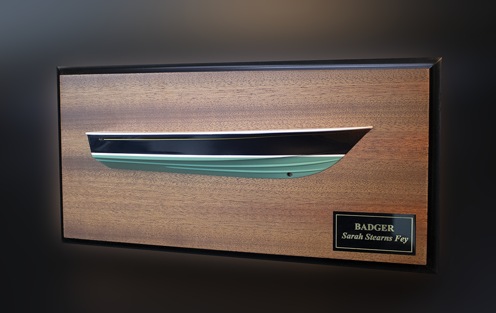 Hunt Surfhunter 29 flush dek half hull replica