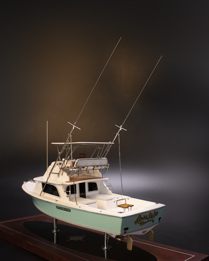 Bertram 31 Sport Fisherman 1974 desk model