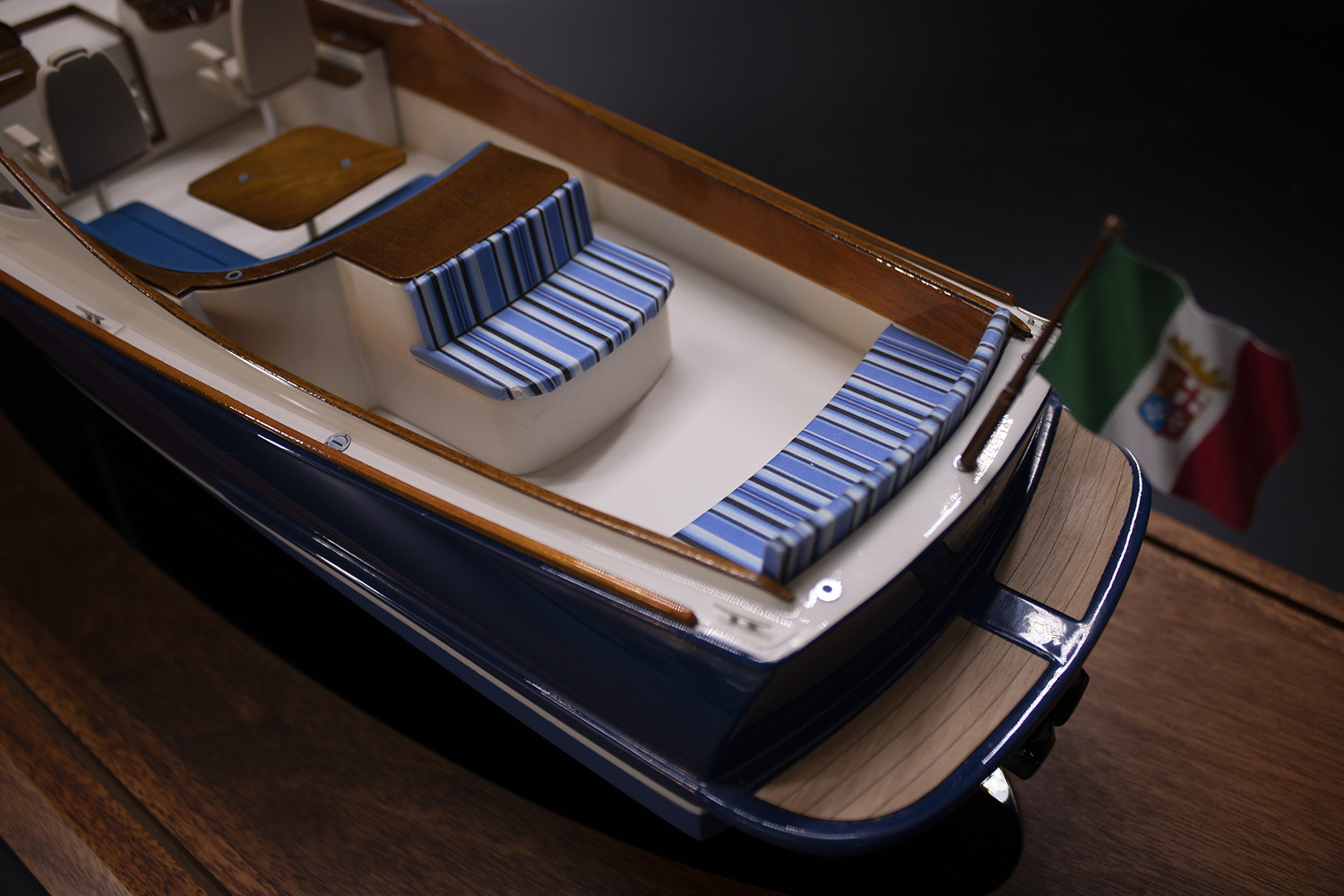 Hinckley Talaria 29 custom model