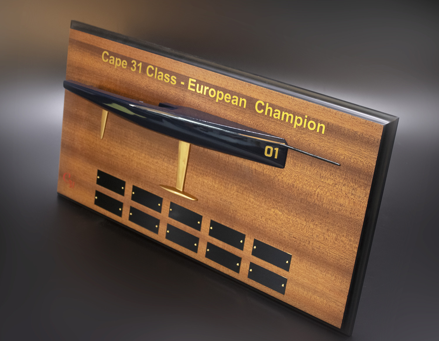 Cape 31, UK Circuit Corinthian Champion half model trophy