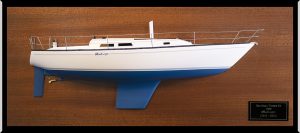 Crown 34 half model with deck details
