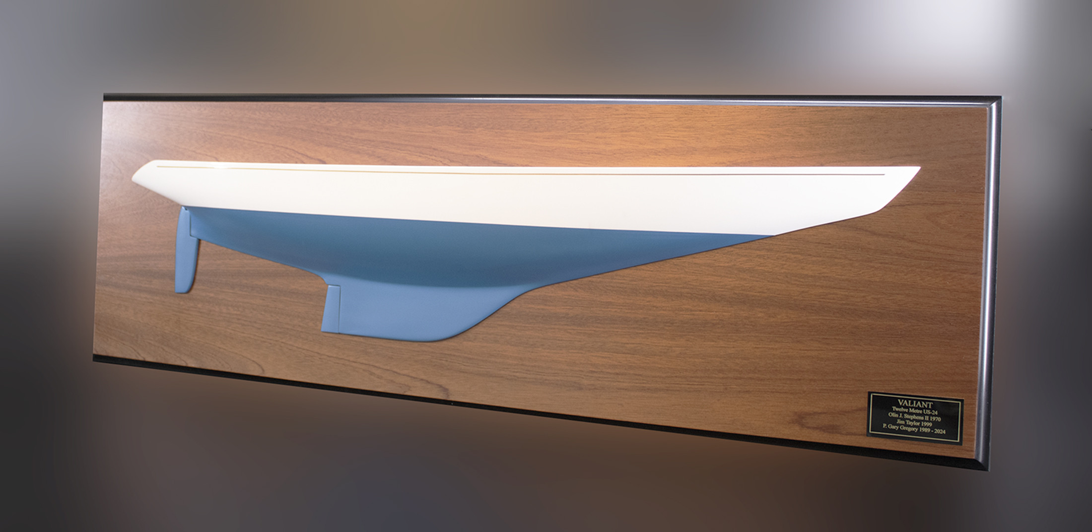 Valiant custom half hull new design