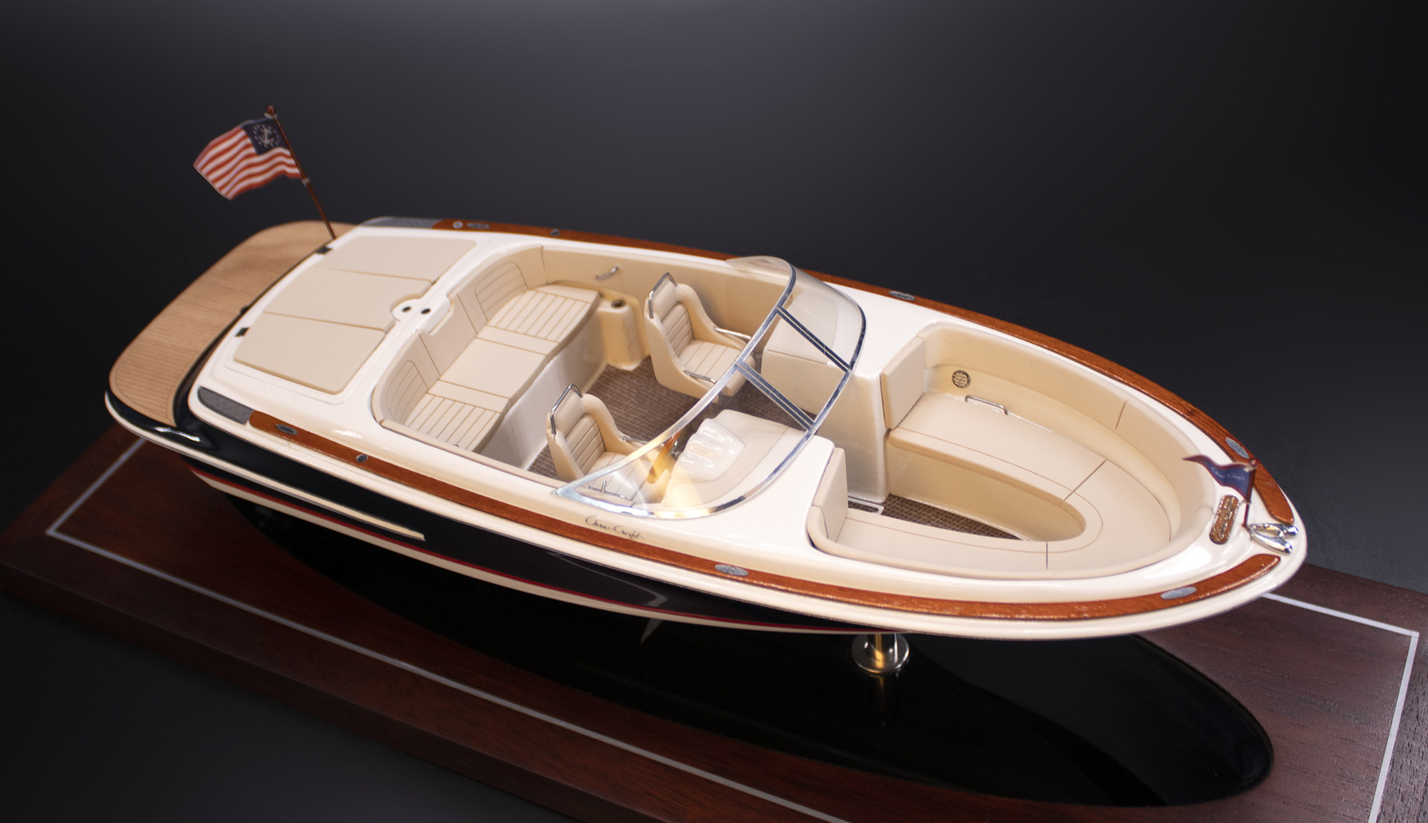 Chris Craft Launch 22 desk model replica