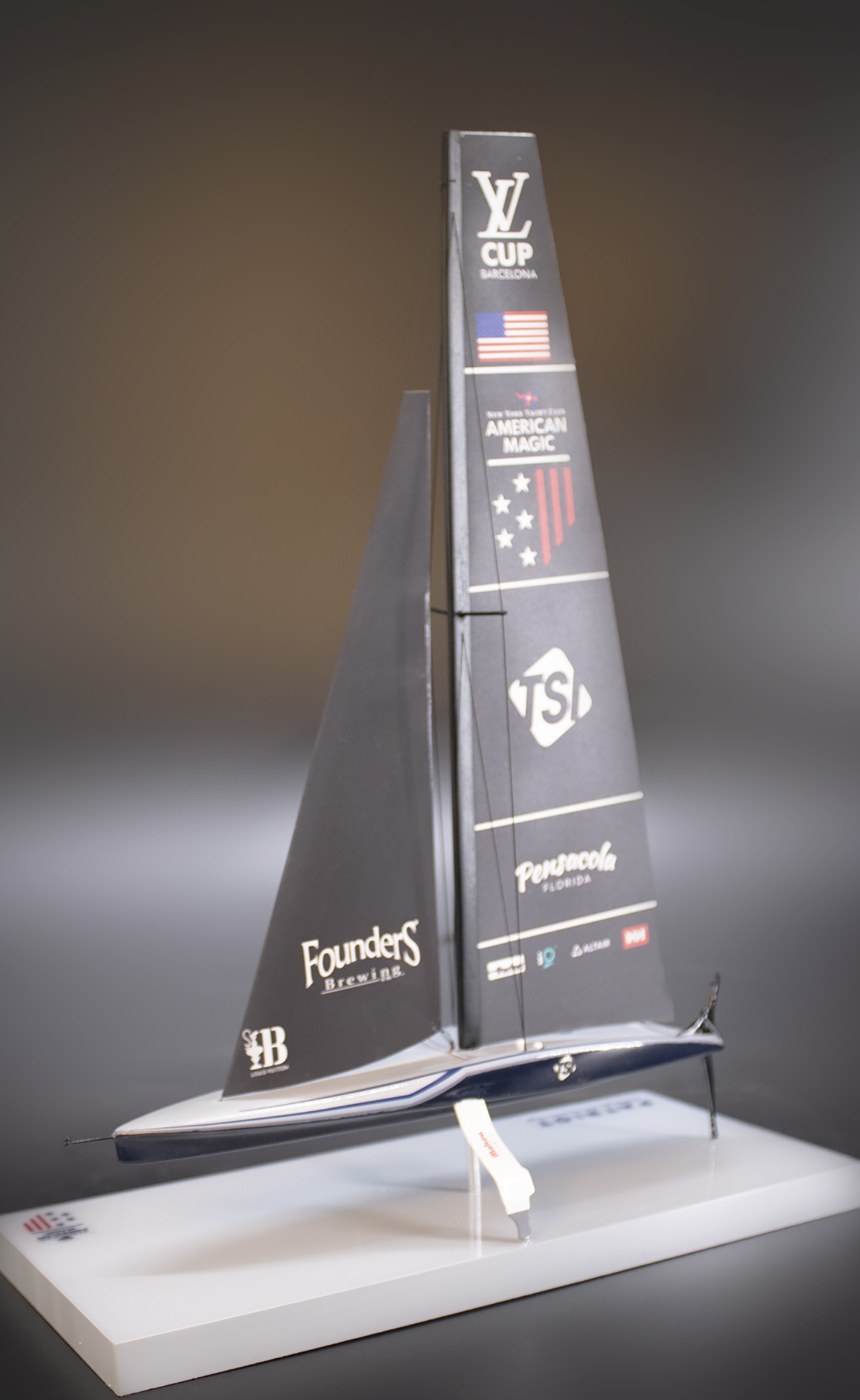 AC 75 PATRIOT American Magic desk model 2024 MN-A200