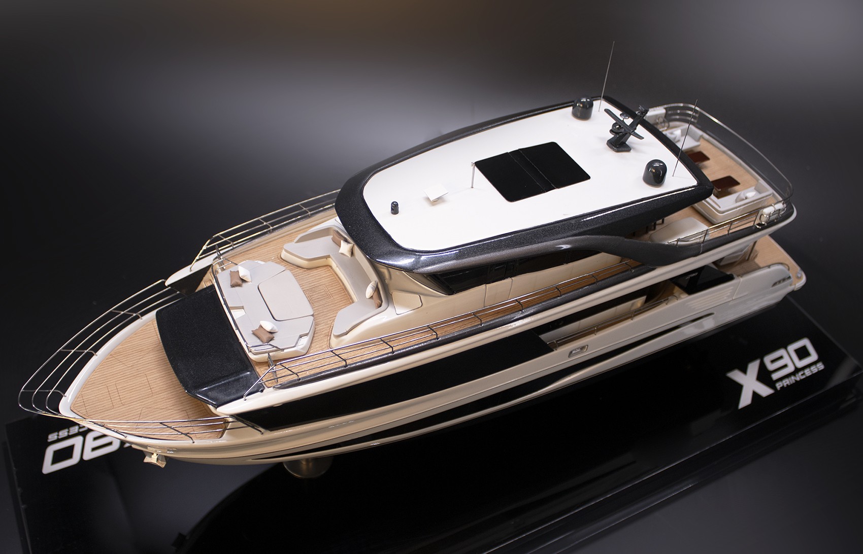 Princess Yacht X90 fascinating custom model