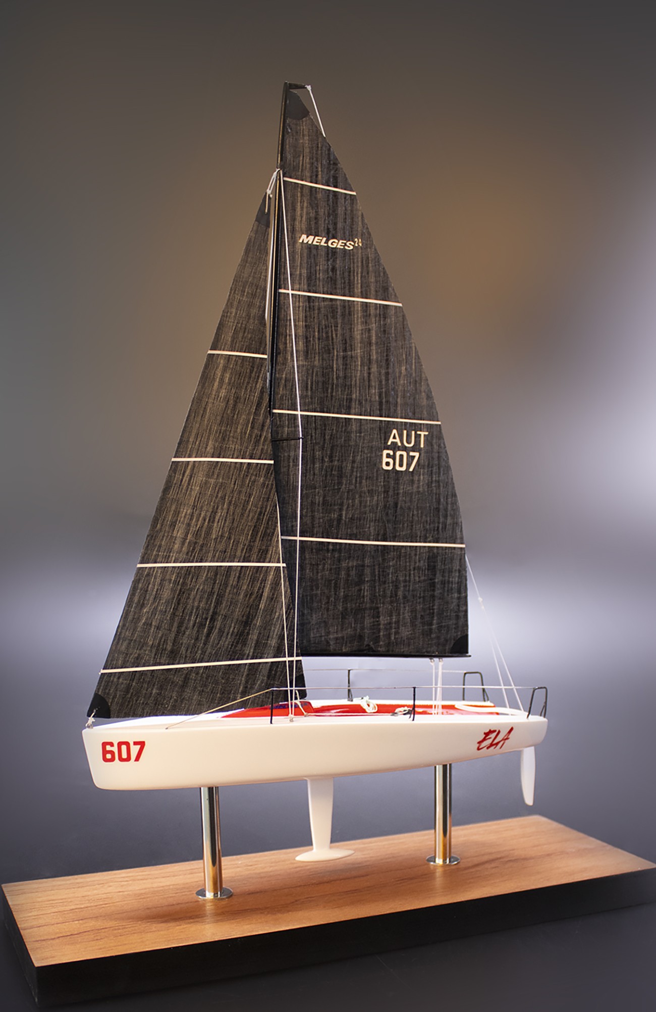 Melges 24 handsome desk model of 8 inches LOA