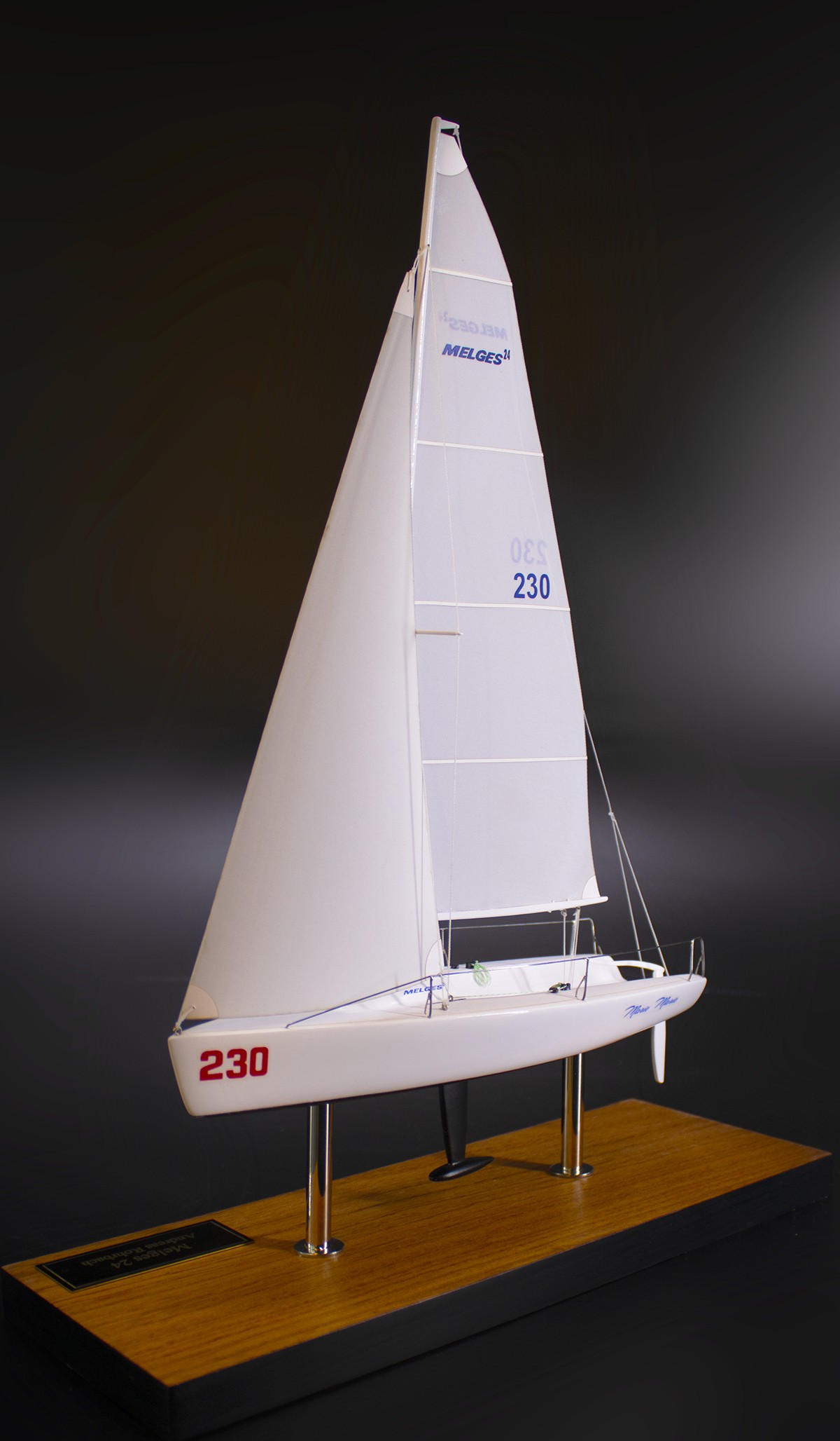 Melges 24 elegant desk model of 8 inches LOA.