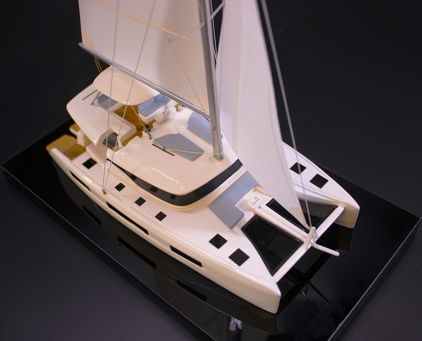 Lagoon 51 desk model