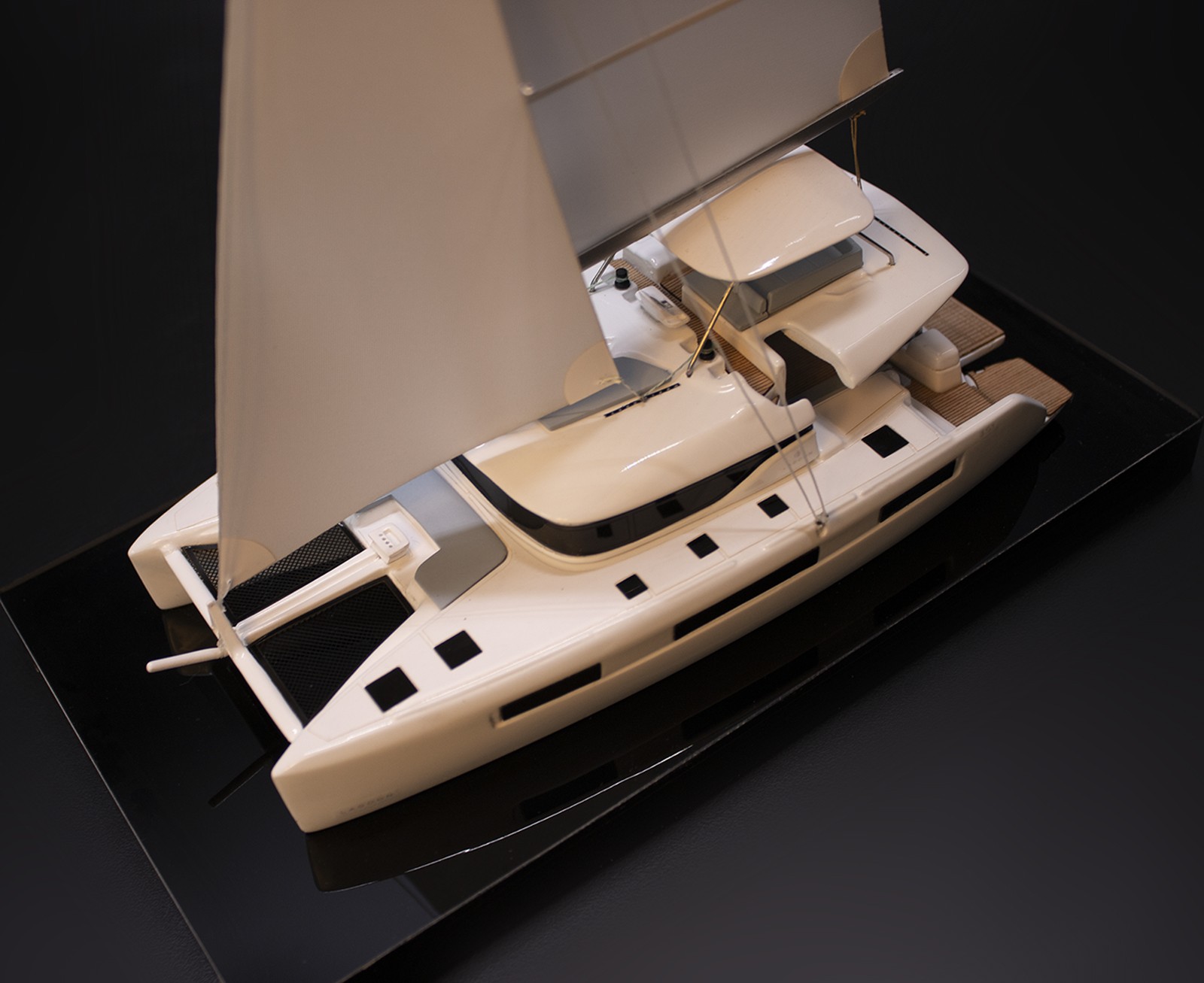 Lagoon 51 desk model