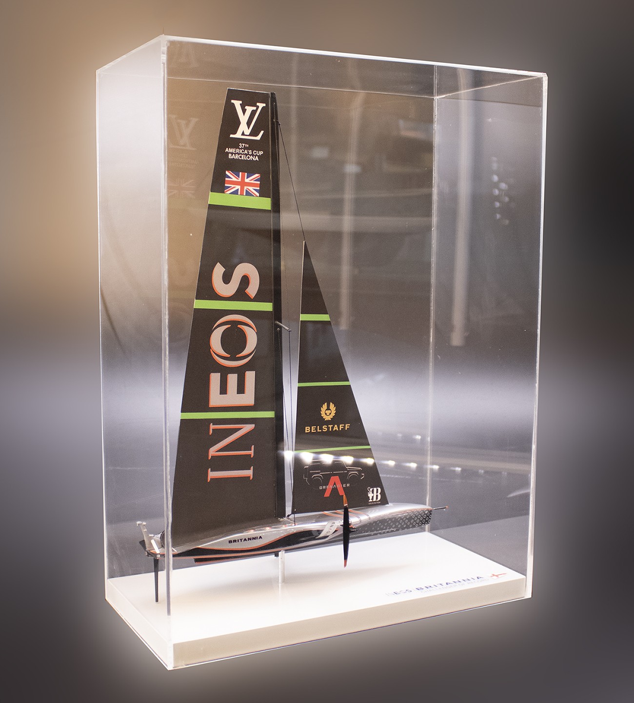 AC 75 INEOS TEAM UK 2024 desk model MN-A-202