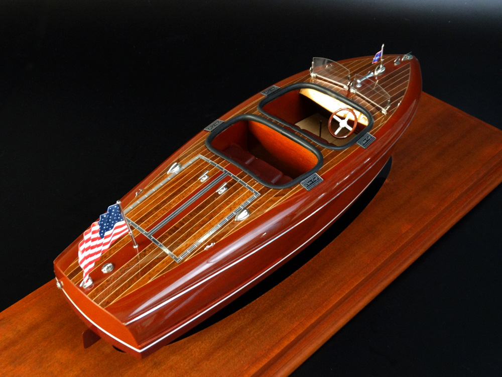 Motor Boats - Chris Craft - Chris Craft Barrel Back 1940 - Abordage