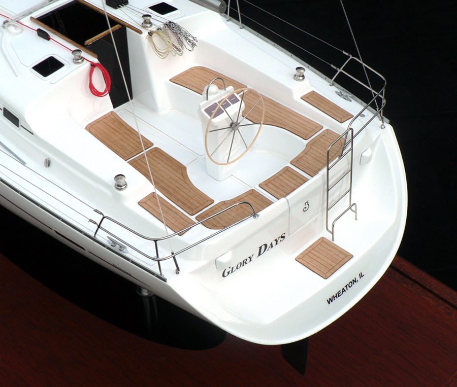 Custom Models - - Beneteau 393 "Glory Days" - Abordage